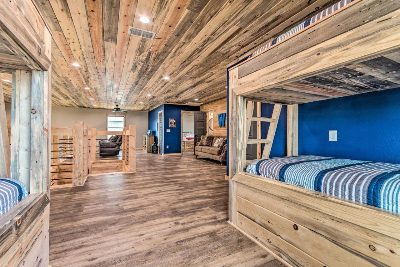 Upscale Riverfront Home With Beach And Fire Pit! Glenwood Εξωτερικό φωτογραφία
