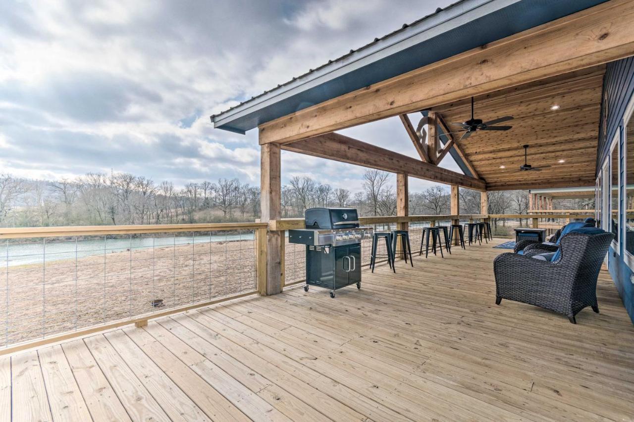 Upscale Riverfront Home With Beach And Fire Pit! Glenwood Εξωτερικό φωτογραφία