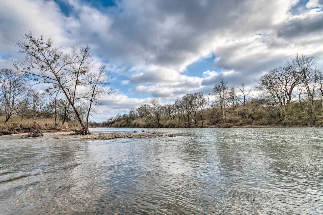 Upscale Riverfront Home With Beach And Fire Pit! Glenwood Εξωτερικό φωτογραφία