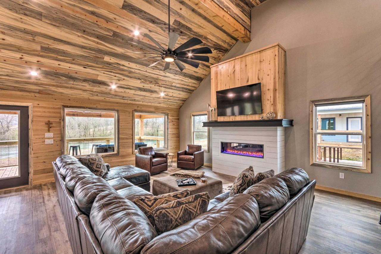Upscale Riverfront Home With Beach And Fire Pit! Glenwood Εξωτερικό φωτογραφία