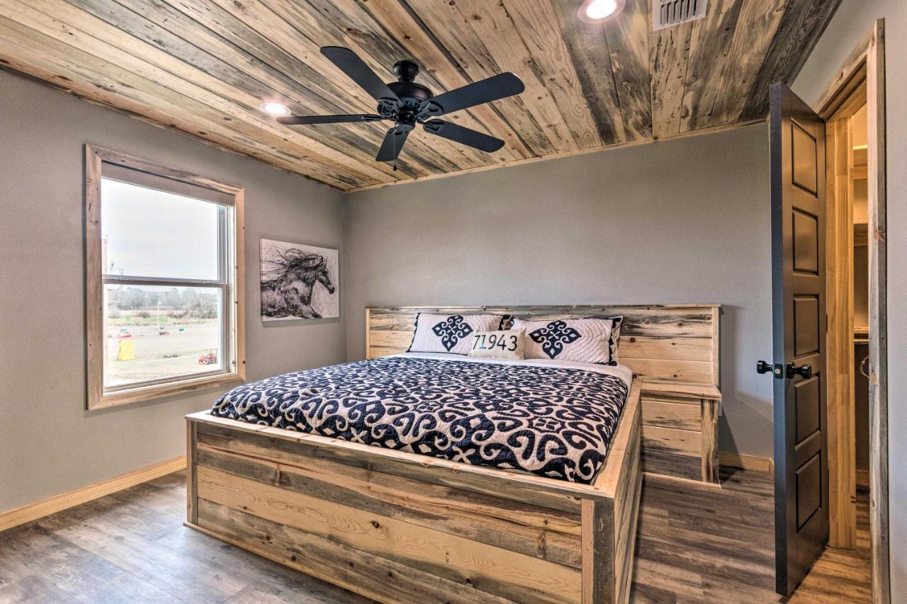 Upscale Riverfront Home With Beach And Fire Pit! Glenwood Εξωτερικό φωτογραφία