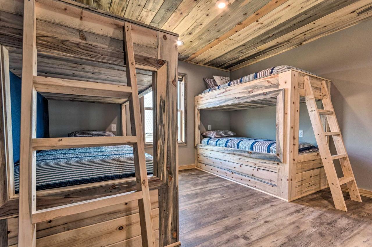 Upscale Riverfront Home With Beach And Fire Pit! Glenwood Εξωτερικό φωτογραφία